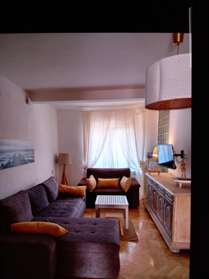 Apartments Garden Ровин Екстериор снимка