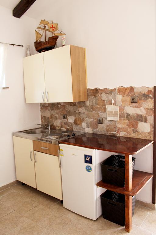 Apartments Garden Ровин Екстериор снимка