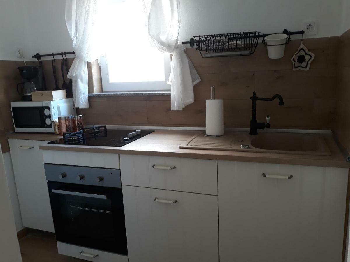 Apartments Garden Ровин Екстериор снимка